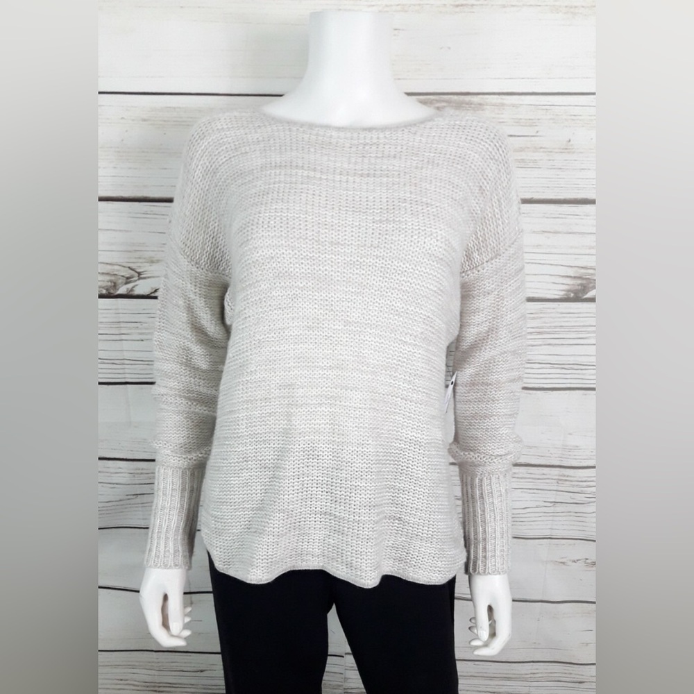 Susina Women's Light Gray Sweater